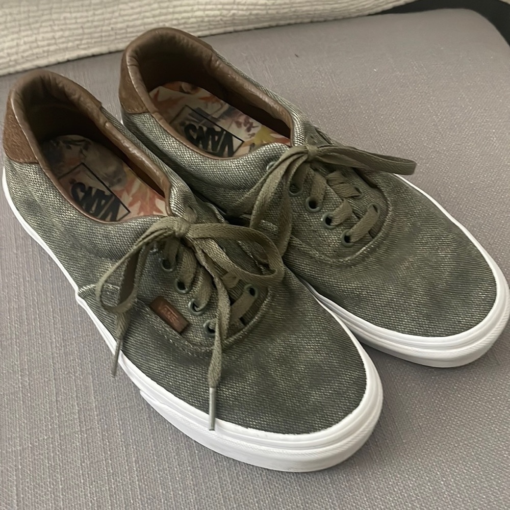 Van’s sneakers